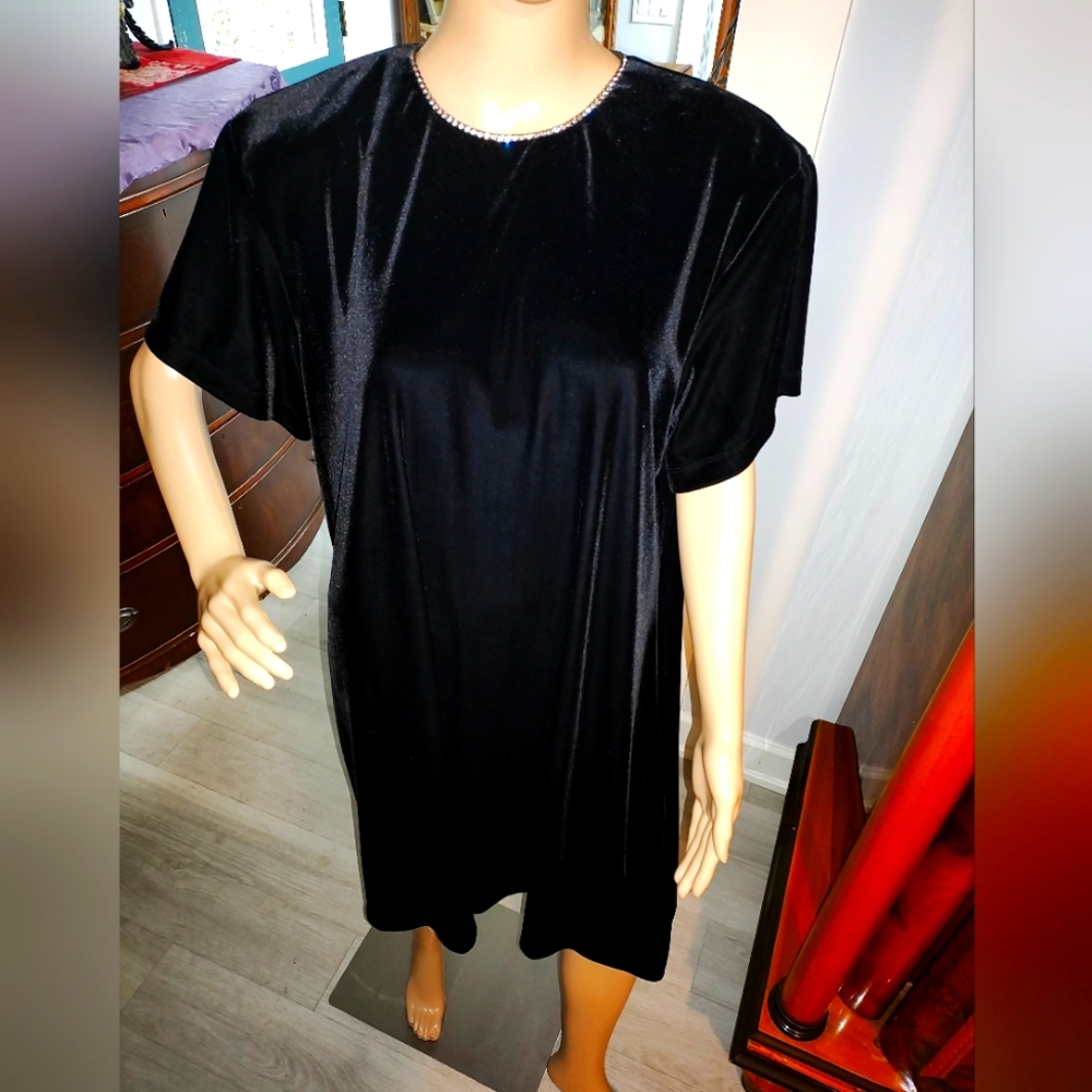 Stunning Brand new plus size dress